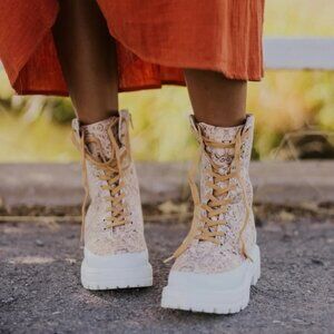 NWOT Free People jacquard print canvas lug sole lace-up "hiker" boots